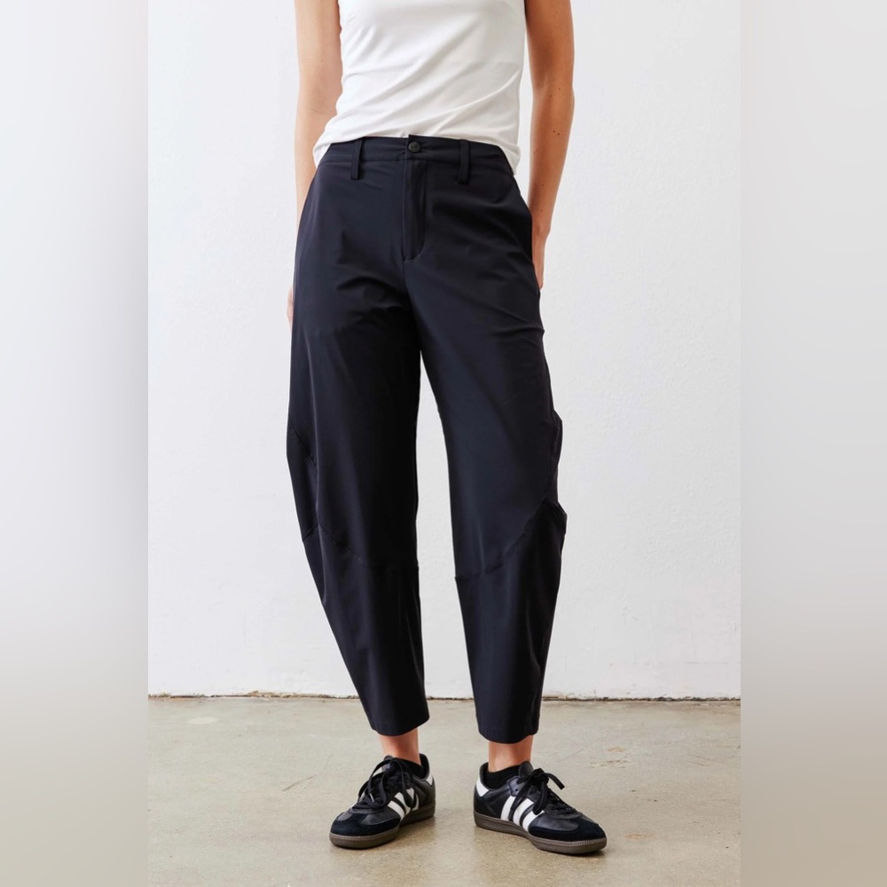 NWT RUTI The Petite Wide-ish Pants Active Travel Cropped Black 2P 2 XS S $259